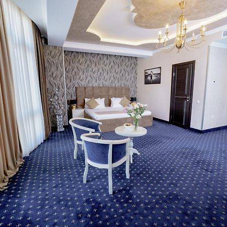 Welcome Inn Hotel Yerevan Exterior photo