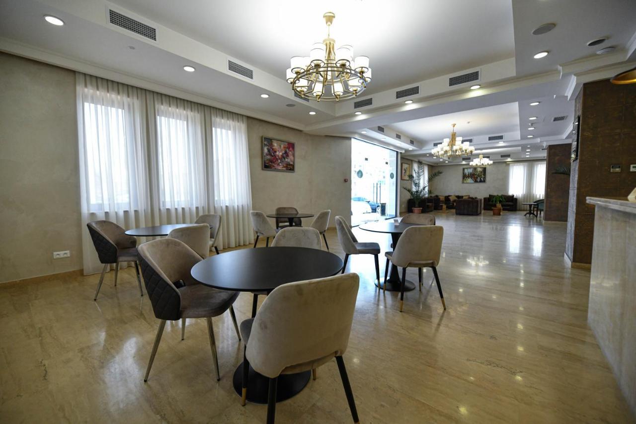 Welcome Inn Hotel Yerevan Exterior photo