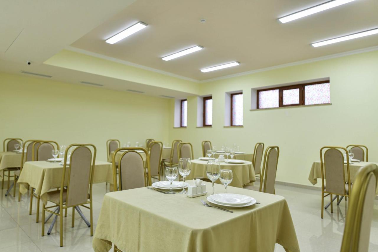 Welcome Inn Hotel Yerevan Exterior photo