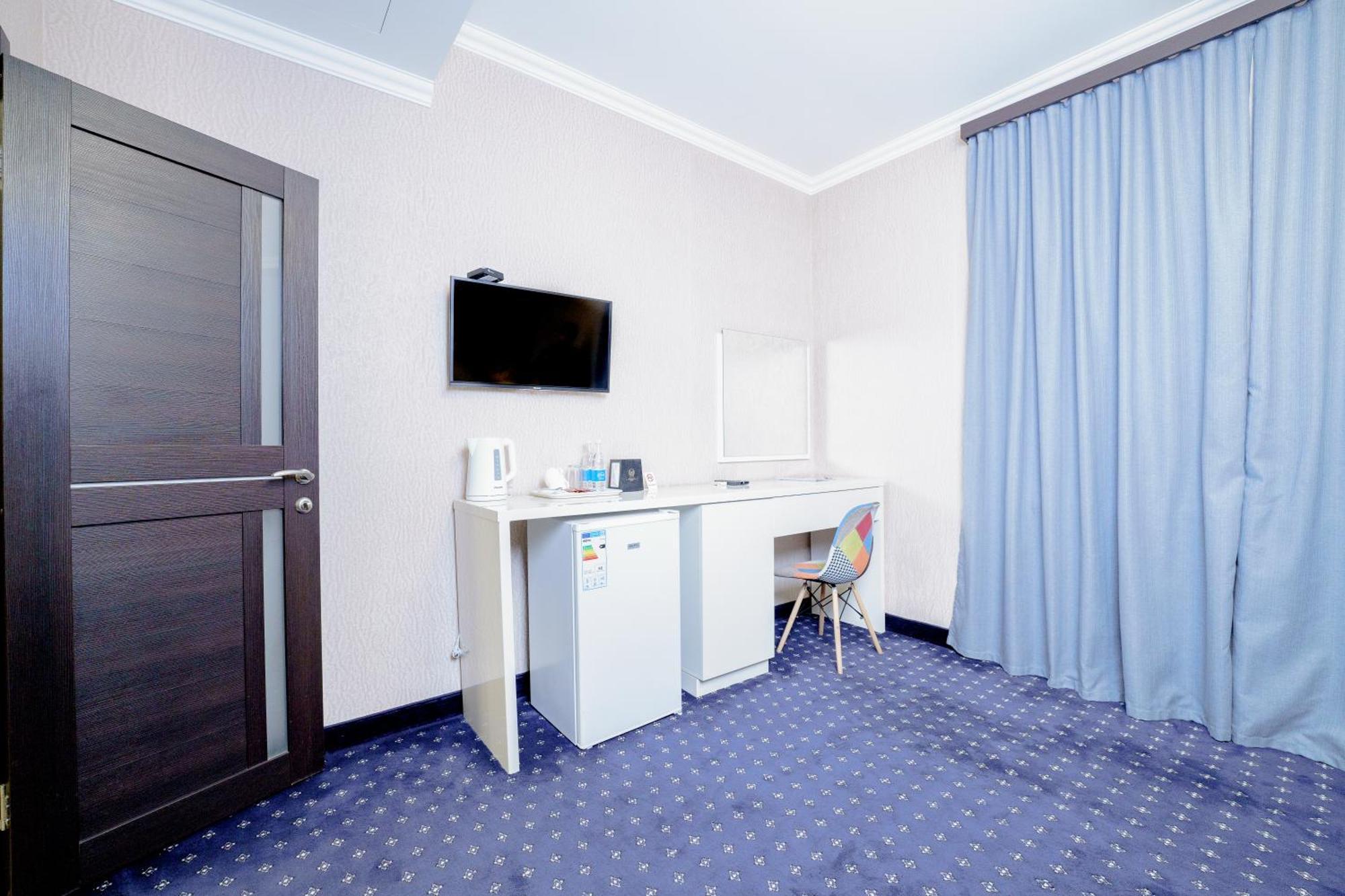 Welcome Inn Hotel Yerevan Exterior photo