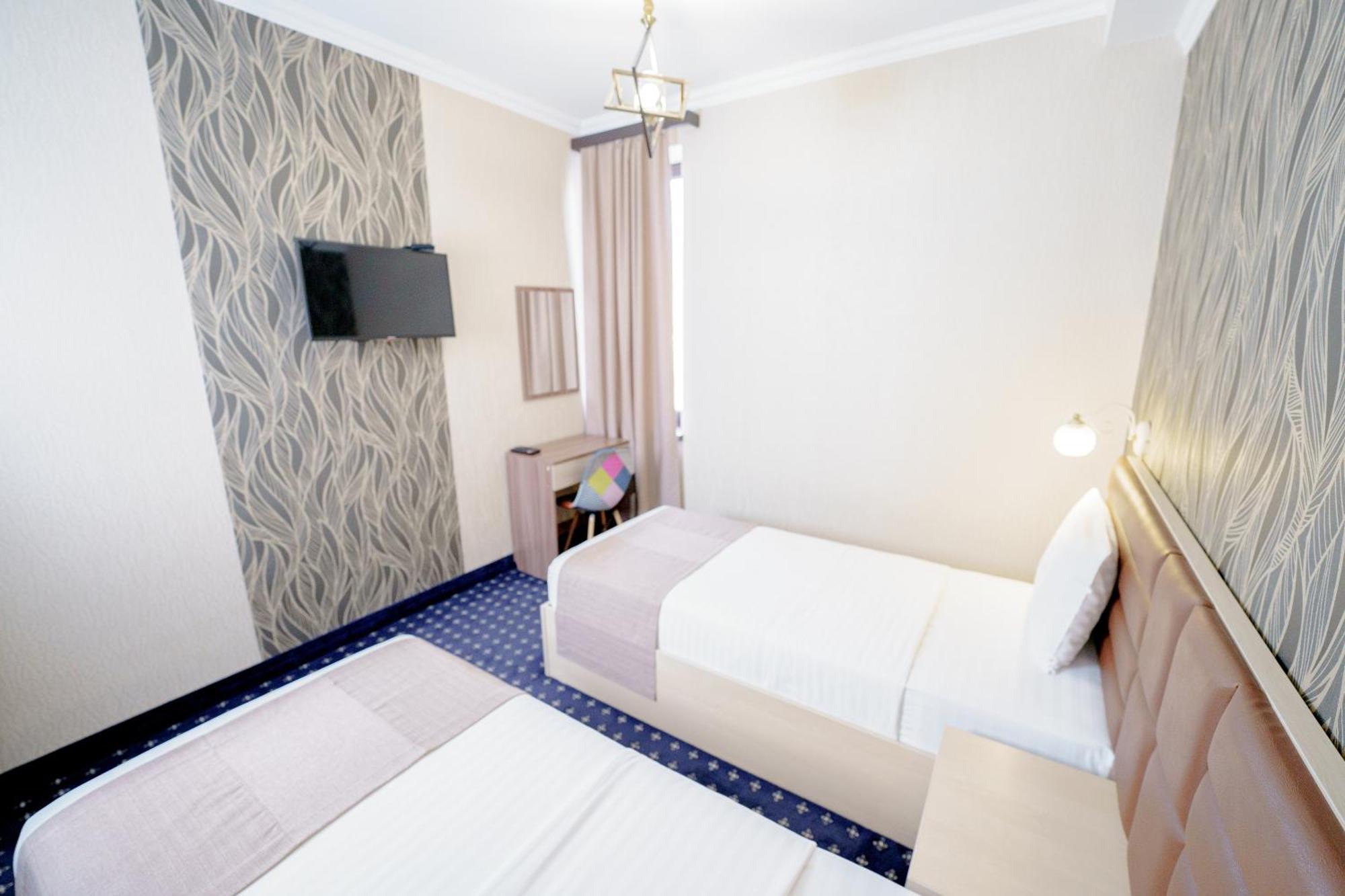 Welcome Inn Hotel Yerevan Exterior photo