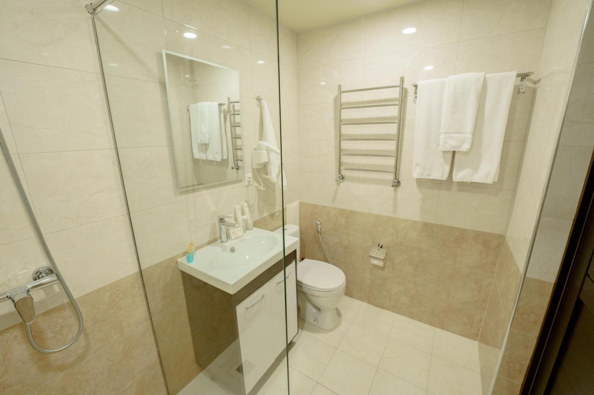 Welcome Inn Hotel Yerevan Exterior photo