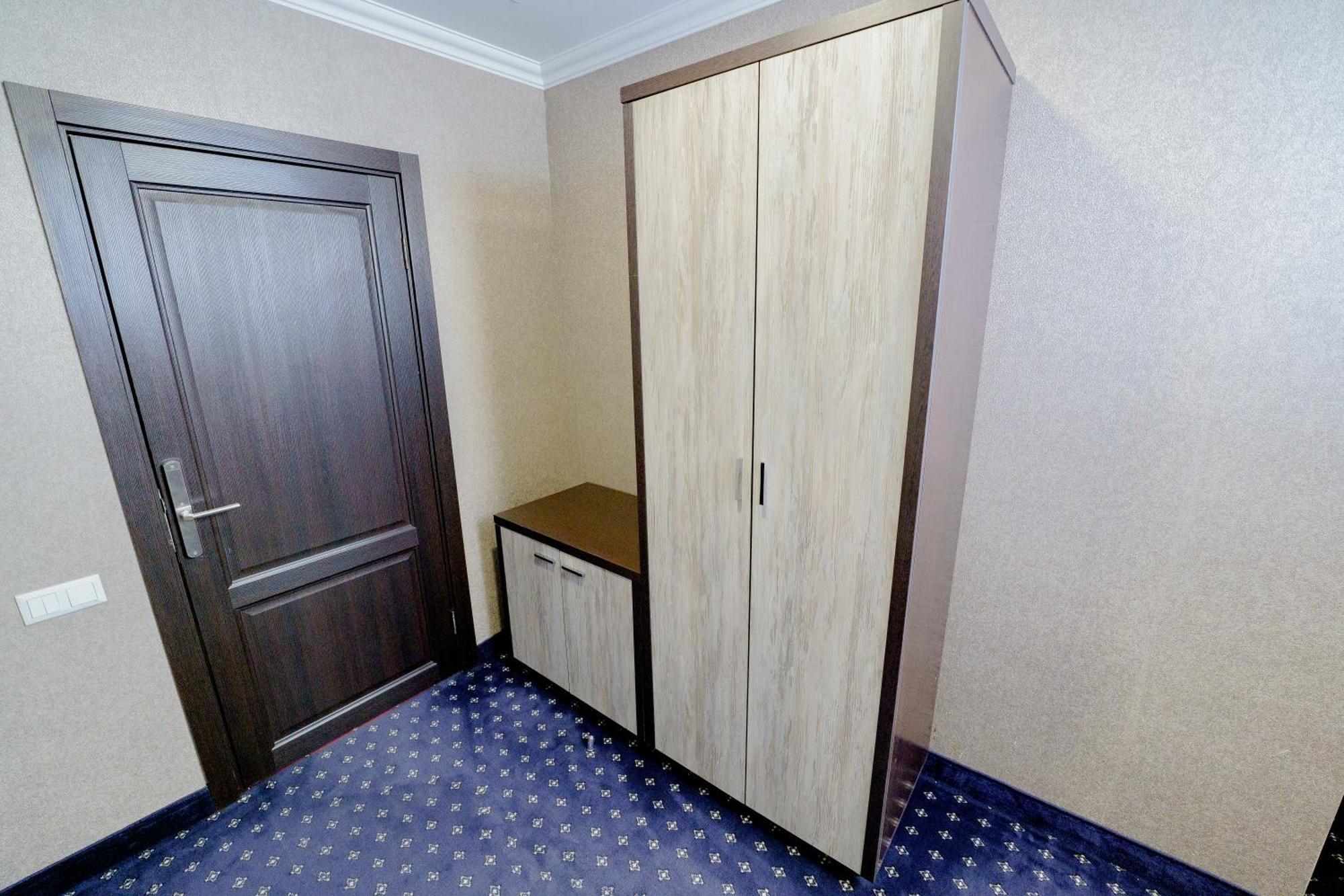 Welcome Inn Hotel Yerevan Exterior photo