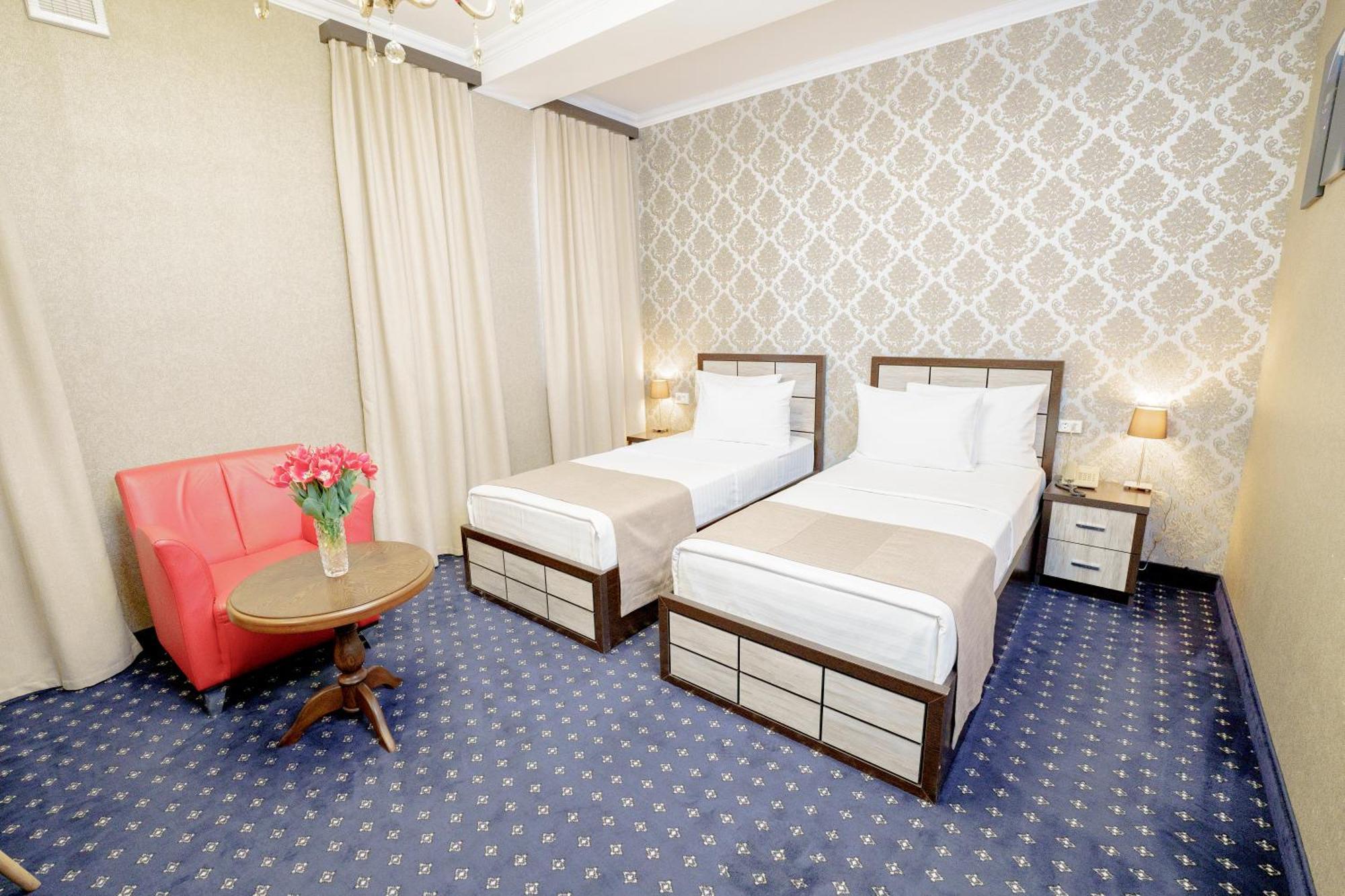 Welcome Inn Hotel Yerevan Exterior photo